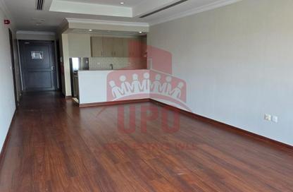 Apartment - Studio - 1 Bathroom for rent in Tower 28 - Porto Arabia - The Pearl Island - Doha