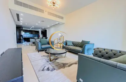 شقة - غرفة نوم - 2 حمامات للايجار في فيفا غرب - فيفا بحرية - جزيرة اللؤلؤة - الدوحة