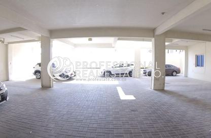 Apartment - 3 Bedrooms - 3 Bathrooms for rent in Souk Al gharaffa - Al Gharrafa - Doha