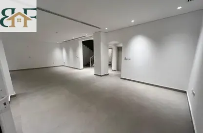 Apartment - 3 Bedrooms - 5 Bathrooms for rent in Ain Khaled Villas - Ain Khaled - Doha