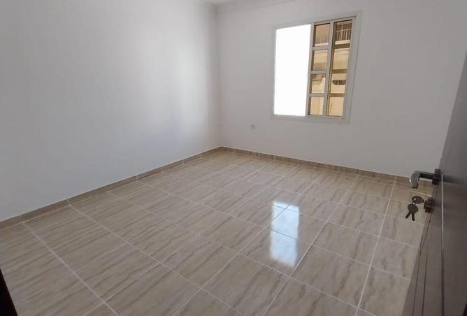 52224310 - Property Image 2