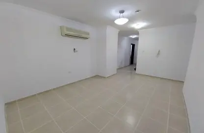 Apartment - 2 Bedrooms - 2 Bathrooms for rent in Old Airport 43 - Old Airport Road - Doha
