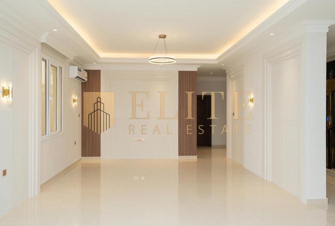 52590897 - Property Image 2