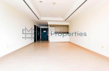 شقة - 1 حمام للايجار في طريق بورتو الغربي - بورتو أرابيا - جزيرة اللؤلؤة - الدوحة