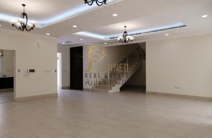 Villa - 5 Bedrooms - 5 Bathrooms for rent in West Bay - West Bay - Doha Villa - 5 Bedrooms - 5 Bathrooms for rent in West Bay - West Bay - Doha