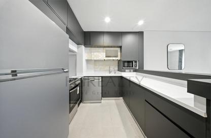 Apartment - 1 Bedroom - 2 Bathrooms for sale in Marina Residences 195 - Marina District - Lusail