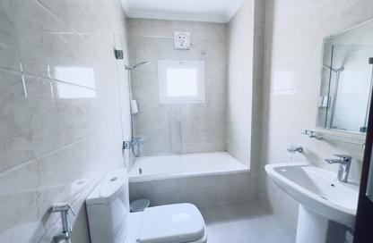 Apartment - 2 Bedrooms - 2 Bathrooms for rent in Al Mansoura - Al Mansoura - Doha