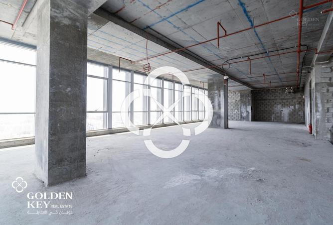 57782557 - Property Image 3