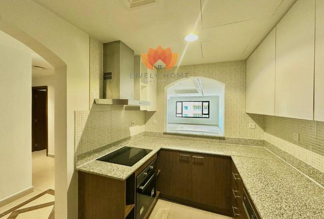 53570384 - صورة العقار 3