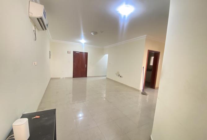 52225901 - Property Main Image