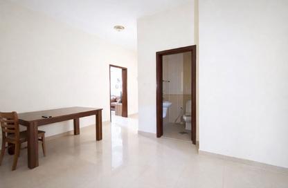 Apartment - 2 Bedrooms - 2 Bathrooms for rent in Bin Omran 35 - Fereej Bin Omran - Doha Apartment - 2 Bedrooms - 2 Bathrooms for rent in Bin Omran 35 - Fereej Bin Omran - Doha