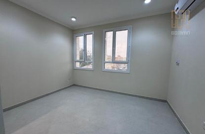 Apartment - 2 Bedrooms - 2 Bathrooms for rent in Fereej Kulaib - Doha