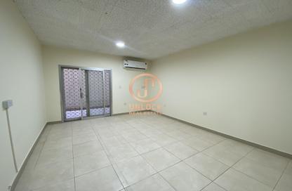 Apartment - 3 Bedrooms - 3 Bathrooms for rent in Al Mansoura - Al Mansoura - Doha Apartment - 3 Bedrooms - 3 Bathrooms for rent in Al Mansoura - Al Mansoura - Doha