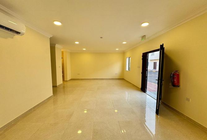 1007553 - Property Image 2