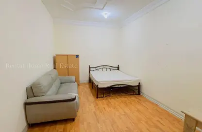 Villa - 1 Bathroom for rent in Al Najda Street - Madinat Khalifa North - Madinat Khalifa - Doha