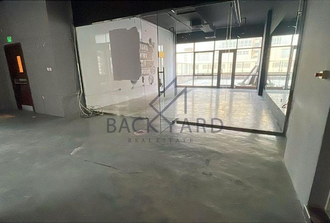 986587 - Property Image 3