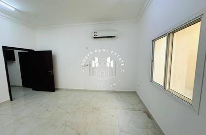 Apartment - Studio - 1 Bathroom for rent in Al Ain Center - Salwa Road - Doha