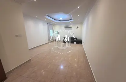 Villa - 1 Bedroom - 1 Bathroom for rent in Ain Khalid Gate - Ain Khaled - Doha