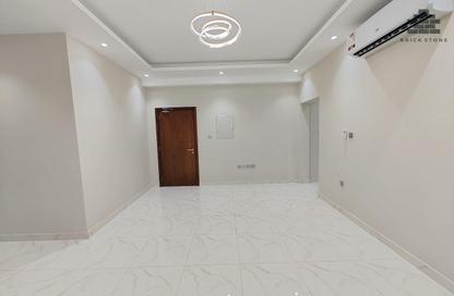 Apartment - 2 Bedrooms - 2 Bathrooms for rent in Old Airport Road - Old Airport Road - Doha