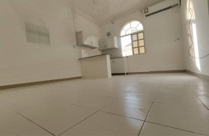 Apartment - 1 Bedroom - 1 Bathroom for rent in Street 871 - Al Duhail South - Al Duhail - Doha