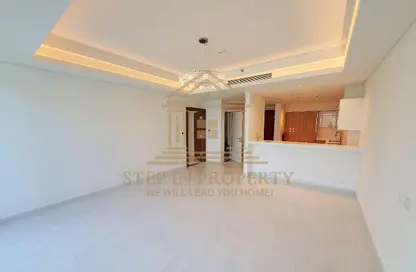 شقة - غرفة نوم - 2 حمامات للايجار في كريستال ريزيدنس - جزيرة جيوان - جزيرة اللؤلؤة - الدوحة