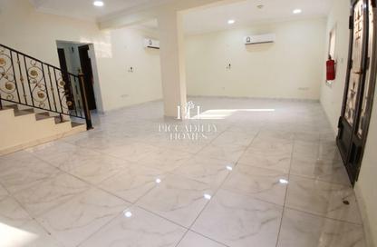 Villa - 5 - 4 for rent in Souk Al gharaffa - Al Gharrafa - Doha Villa - 5 - 4 for rent in Souk Al gharaffa - Al Gharrafa - Doha