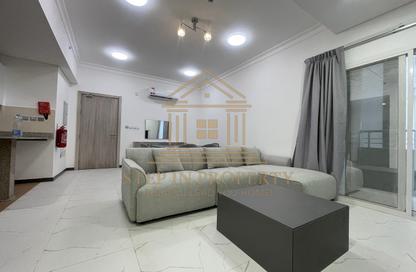 Apartment - 2 Bedrooms - 2 Bathrooms for rent in Al Sadd Road - Al Sadd - Doha
