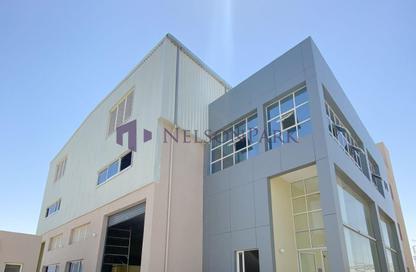 Shop - Studio - 3 Bathrooms for rent in East Industrial Street - Birkat Al Awamer - Al Wakra