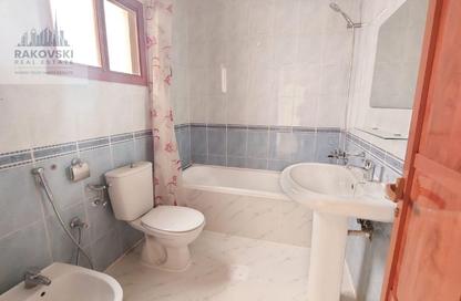 Apartment - 2 Bedrooms - 2 Bathrooms for rent in Al Muntazah Street - Al Muntazah - Doha