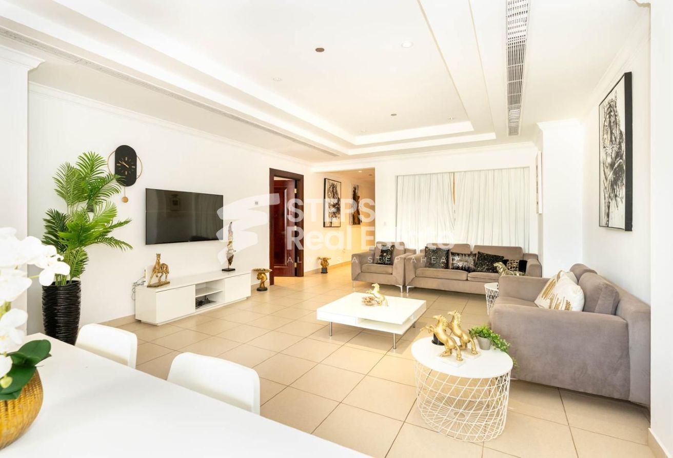 Sea View 1 Bedroom Apartment in Porto Arabia