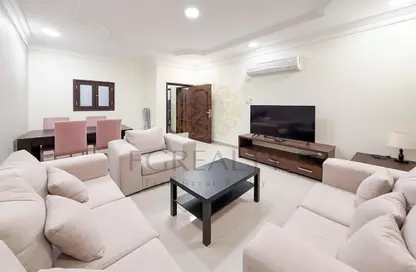 شقة - غرفة نوم - 1 حمام للايجار في شارع الحمرا - الثمامة - الدوحة