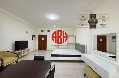 Apartment - Studio - 1 Bathroom for rent in T Block - Al Manara Street - Al Sadd - Doha Apartment - Studio - 1 Bathroom for rent in T Block - Al Manara Street - Al Sadd - Doha