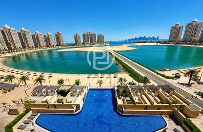 Apartment - Studio - 1 Bathroom for rent in Viva West - Viva Bahriyah - The Pearl Island - Doha