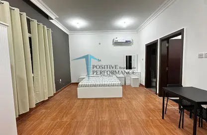 Apartment - Studio - 1 Bathroom for rent in Bu Hamour Street - Abu Hamour - Doha