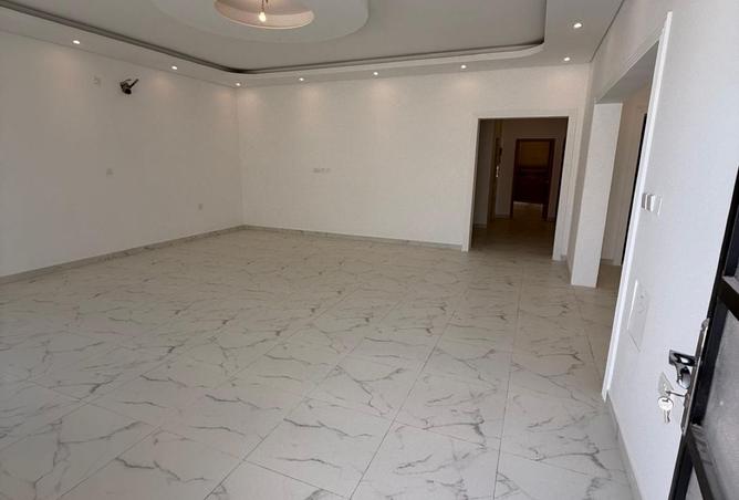 974720 - Property Image 2