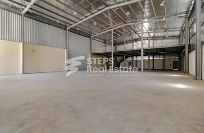 Warehouse - Studio - 1 Bathroom for rent in East Industrial Street - Birkat Al Awamer - Al Wakra