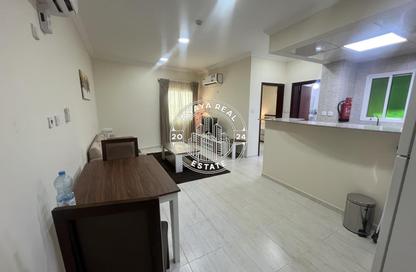 Apartment - 1 Bedroom - 1 Bathroom for rent in Umm Ghwailina Comm - Umm Ghuwalina - Umm Ghuwailina - Doha