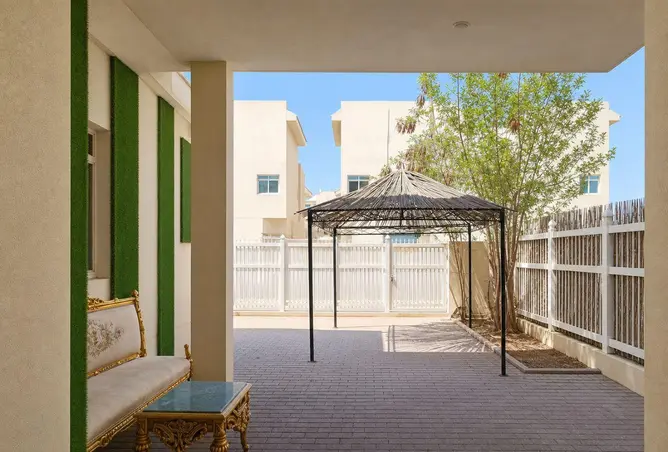 62351308 - Property Image 3