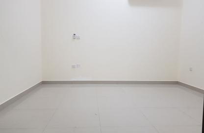 Apartment - 2 - 2 for rent in Al Mansoura - Al Mansoura - Doha