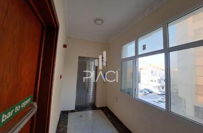 Apartment - 2 Bedrooms - 2 Bathrooms for rent in Al Mansoura - Al Mansoura - Doha