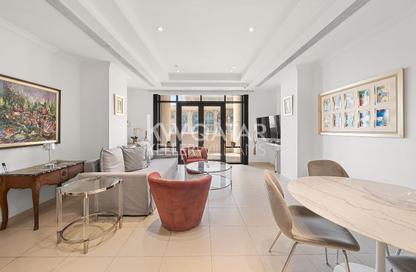 Apartment - 1 Bedroom - 2 Bathrooms for sale in Porto Arabia - The Pearl Island - Doha