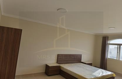 Apartment - 3 Bedrooms - 2 Bathrooms for rent in Thabit Bin Zaid Street - Al Mansoura - Doha