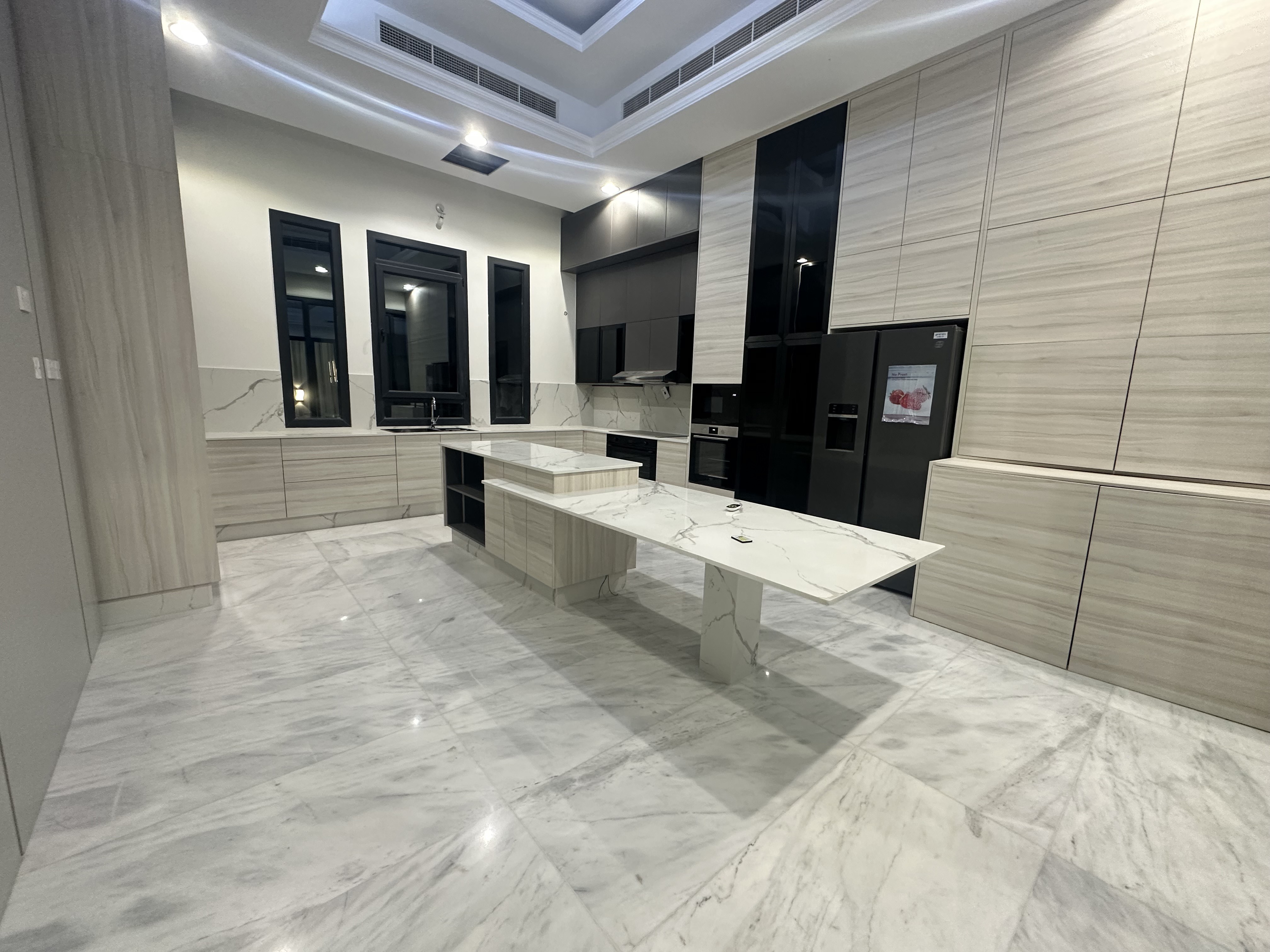 Ultra-Luxury 7BR Villa Lusail Waterfront thumbnail 24