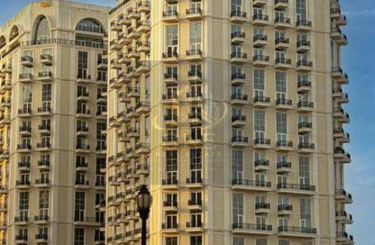 Apartment - 2 Bedrooms - 2 Bathrooms for sale in Floresta Gardens - Floresta Gardens - The Pearl Island - Doha