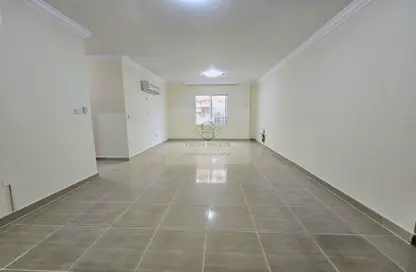 Apartment - 3 Bedrooms - 2 Bathrooms for rent in Al Sadd Road - Al Sadd - Doha