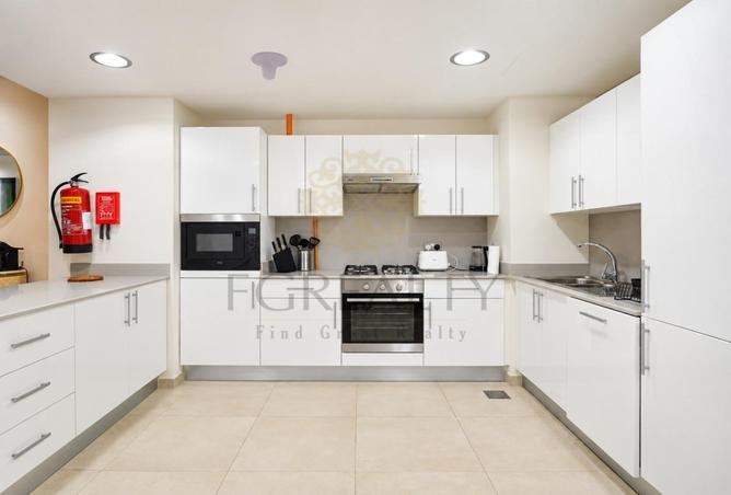 61502317 - Property Image 3