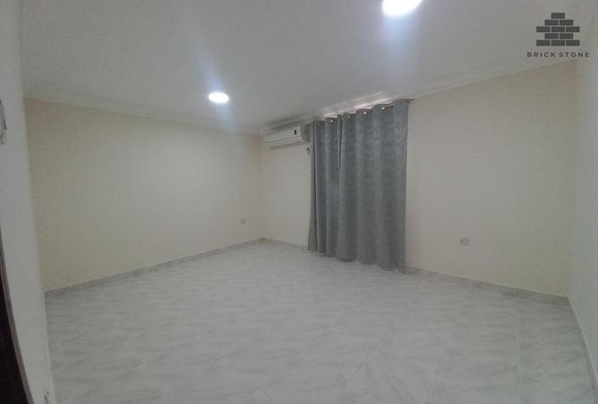 57253842 - صورة العقار 3