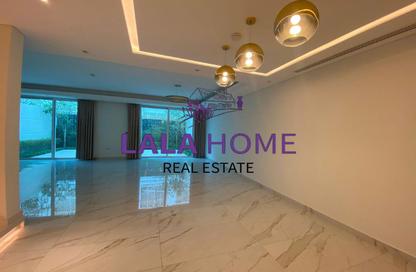 Apartment - 5 Bedrooms - 6 Bathrooms for rent in Floresta Gardens - Floresta Gardens - The Pearl Island - Doha