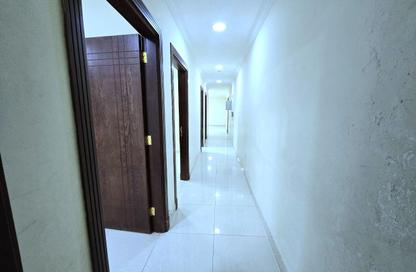 Apartment - 3 - 2 for rent in Muntazah 7 - Al Muntazah - Doha