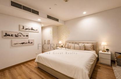 Apartment - 1 - 2 for sale in Viva West - Viva Bahriyah - The Pearl Island - Doha